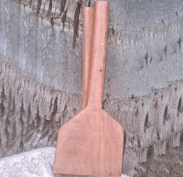 2 PALITAS DE MADERA (EJ: PARA JUEGO DE PIZZAS U OTROS)